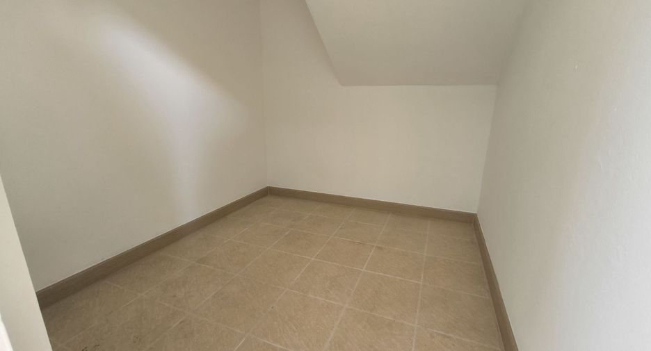 For sale 3 bedrooms house in San Sai, Chiang Mai