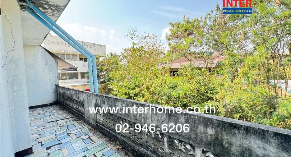 For sale 2 bedrooms retail Space in Sung Noen, Nakhon Ratchasima