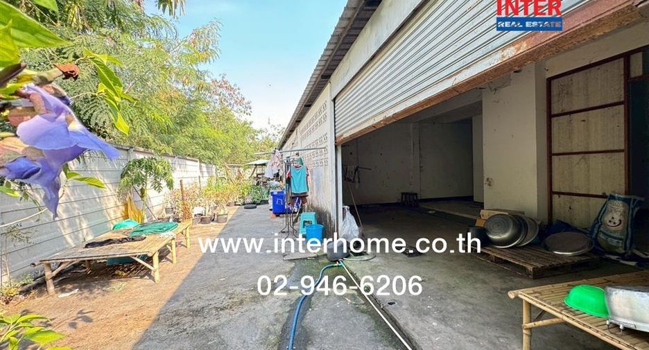 For sale 2 bedrooms retail Space in Sung Noen, Nakhon Ratchasima