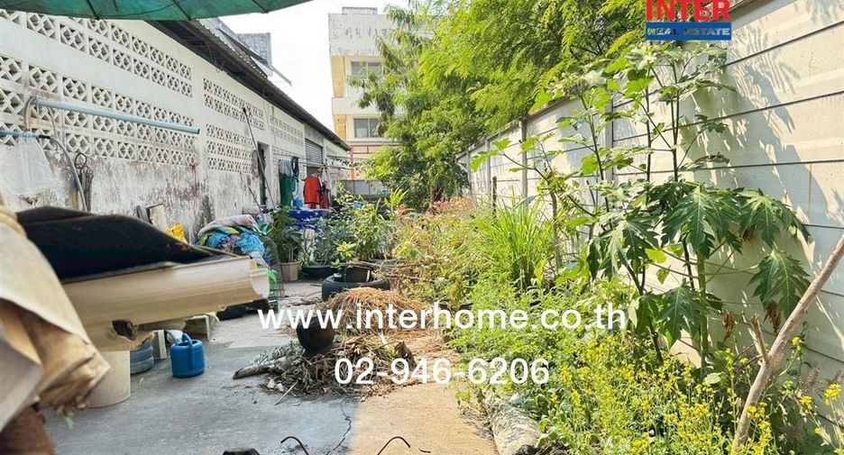 Gewerbefläche zum Kauf mit 2 Zimmer in Sung Noen, Nakhon Ratchasima