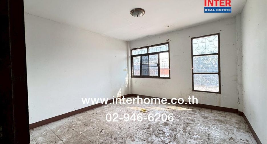 Gewerbefläche zum Kauf mit 2 Zimmer in Sung Noen, Nakhon Ratchasima