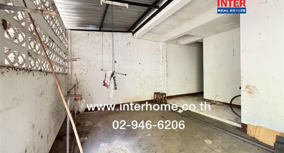 Gewerbefläche zum Kauf mit 2 Zimmer in Sung Noen, Nakhon Ratchasima