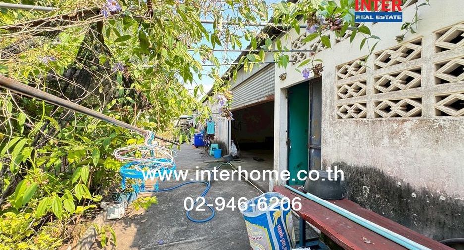 Gewerbefläche zum Kauf mit 2 Zimmer in Sung Noen, Nakhon Ratchasima
