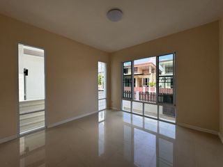 À vendre 3 chambres maison à San Kamphaeng, Chiang Mai