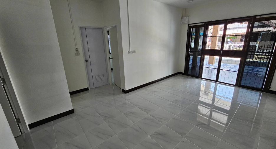 Продажа 2 спальни дом в Mueang Lampang, Lampang