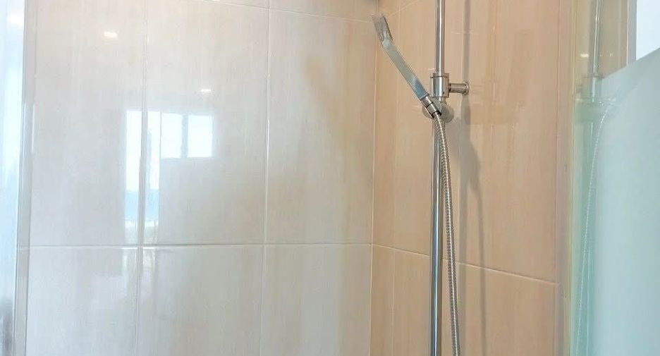 For rent 1 bed condo in Mueang Chon Buri, Chonburi