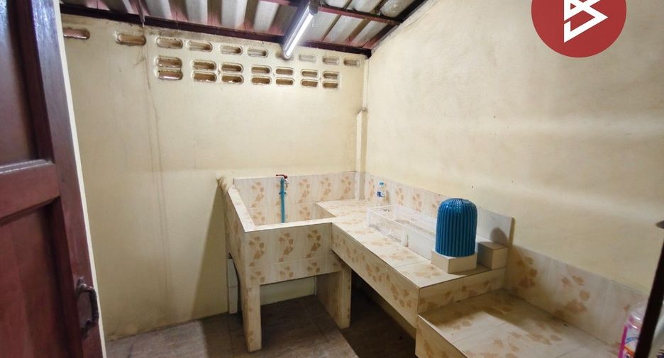 Casa adosada en venta de 2 habitaciones en Tha Maka, Kanchanaburi