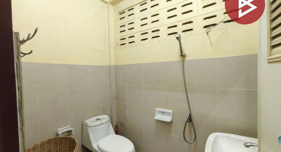 Casa adosada en venta de 2 habitaciones en Tha Maka, Kanchanaburi