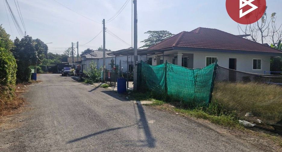 À vendre 3 chambres maison à Mueang Nakhon Pathom, Nakhon Pathom