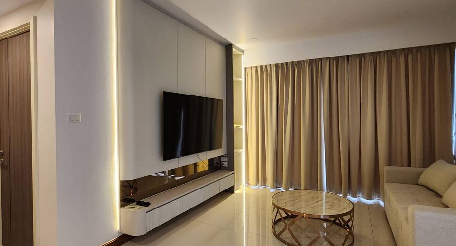 Wohnung zur Miete mit 2 Zimmer in Khlong San, Bangkok