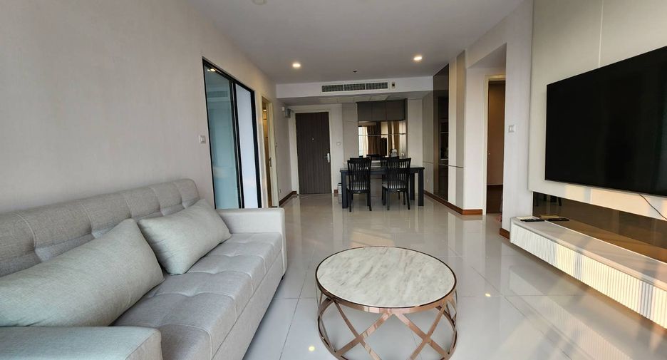 Wohnung zur Miete mit 2 Zimmer in Khlong San, Bangkok