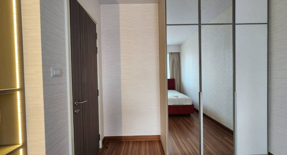 Wohnung zur Miete mit 2 Zimmer in Khlong San, Bangkok
