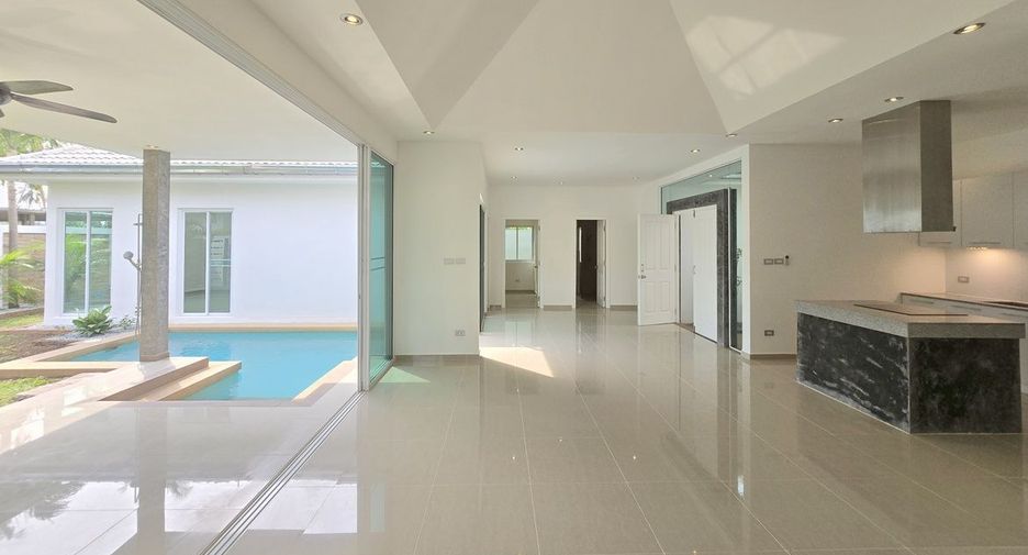 Casa en venta de 3 habitaciones en Bang Lamung, Chonburi