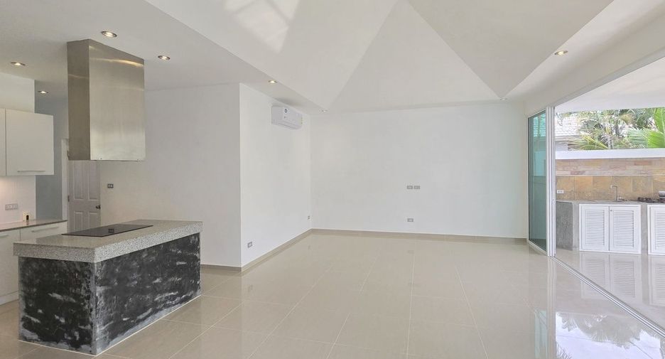Casa en venta de 3 habitaciones en Bang Lamung, Chonburi