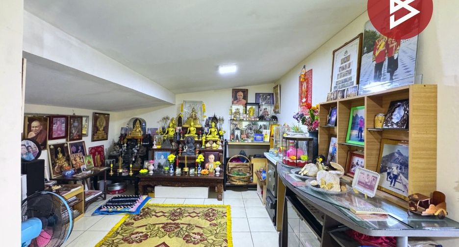 For sale 2 bedrooms townhouse in Phra Samut Chedi, Samut Prakan