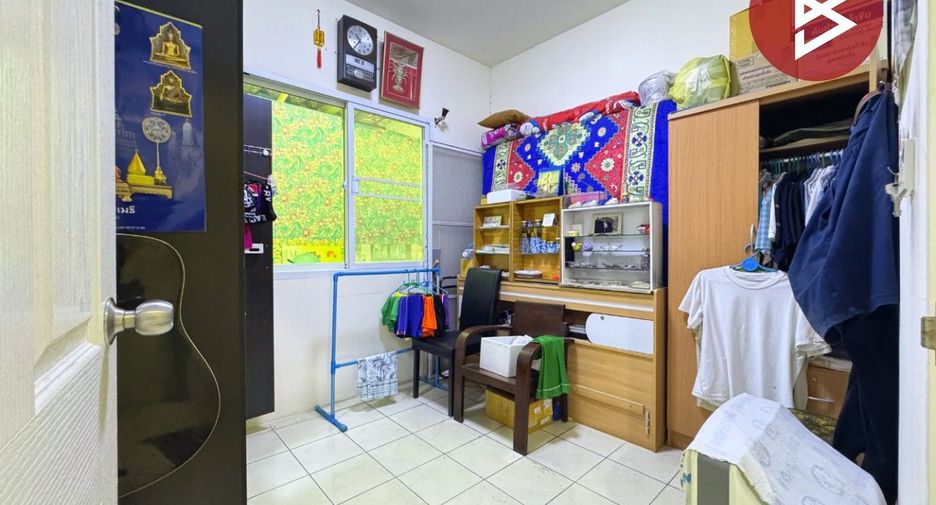 For sale 2 bedrooms townhouse in Phra Samut Chedi, Samut Prakan