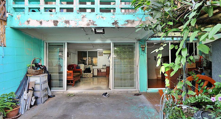 Reihenhaus zum Kauf mit 5 Zimmer in Sathon, Bangkok