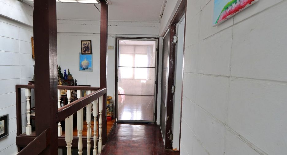 Reihenhaus zum Kauf mit 5 Zimmer in Sathon, Bangkok