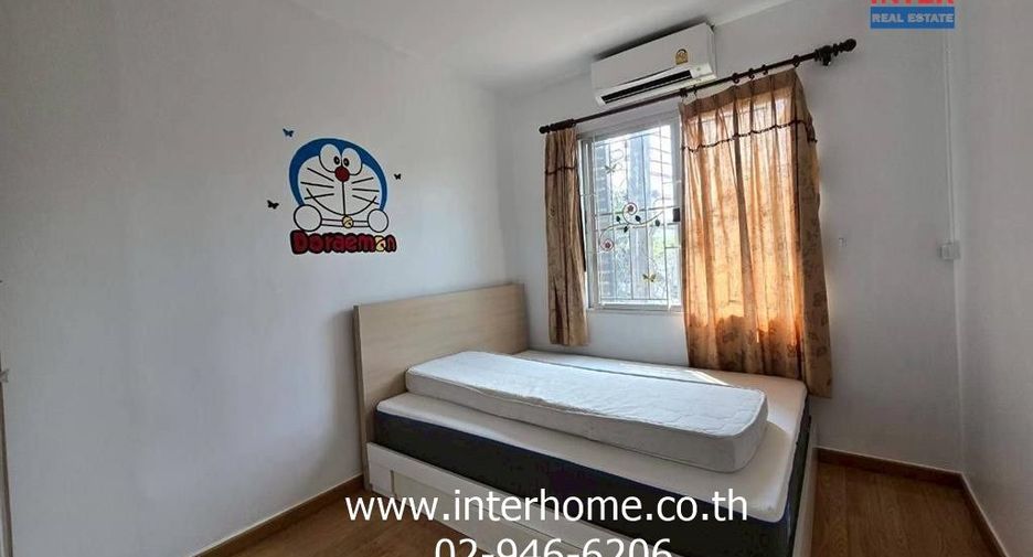 For sale 3 bedrooms townhouse in Lat Phrao, Bangkok
