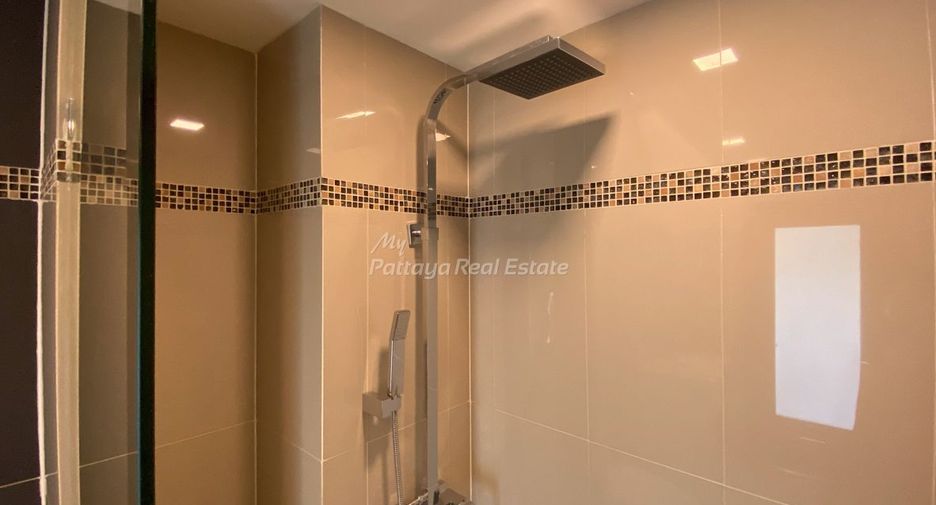 For sale 1 bed condo in Bang Lamung, Chonburi