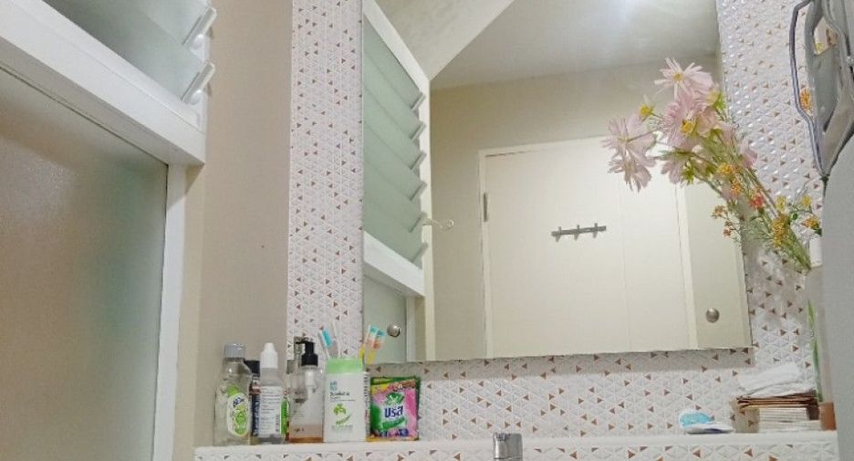 For sale 2 bedrooms townhouse in Phra Samut Chedi, Samut Prakan