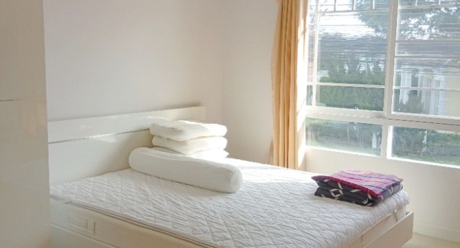 For sale 2 bedrooms townhouse in Phra Samut Chedi, Samut Prakan