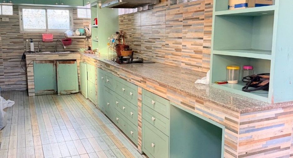 For sale 3 bedrooms house in Bang Phli, Samut Prakan