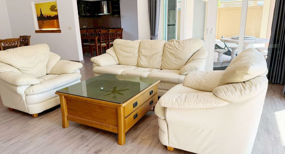 For rent and for sale 3 bedrooms villa in East Pattaya, Pattaya