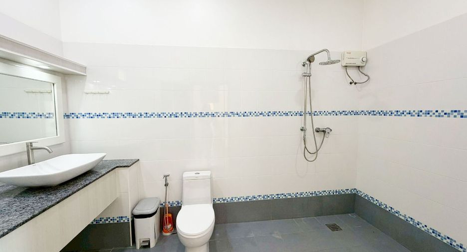For rent and for sale 3 bedrooms villa in East Pattaya, Pattaya
