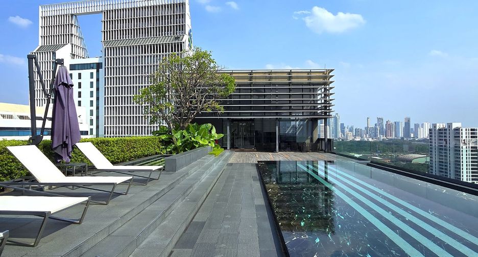 Wohnung zur Miete und zum Kauf mit 2 Zimmer in Pathum Wan, Bangkok