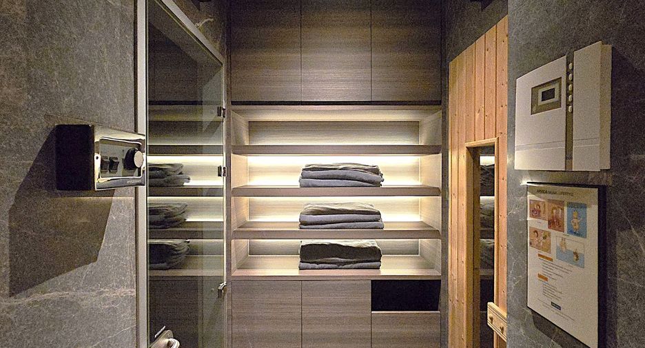 Wohnung zur Miete und zum Kauf mit 2 Zimmer in Pathum Wan, Bangkok