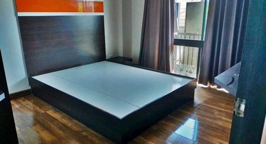Condo en venta de 1 habitaciones en Ban Bueng, Chonburi