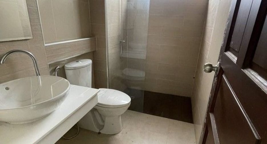 For sale 1 bed house in Si Racha, Chonburi