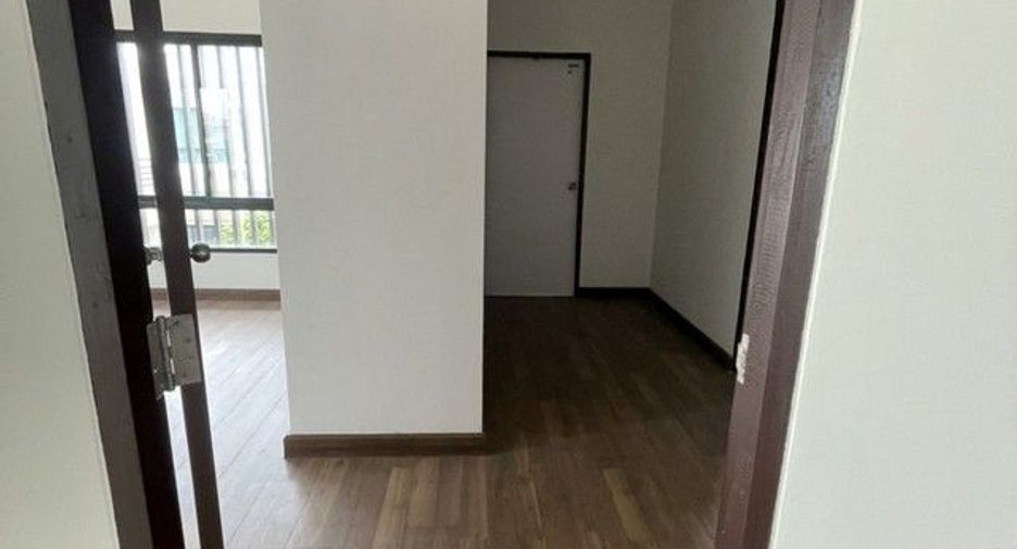 For sale 1 bed house in Si Racha, Chonburi