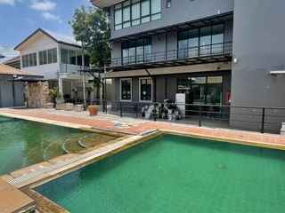 À vendre 1 chambre condo à Ban Bueng, Chonburi