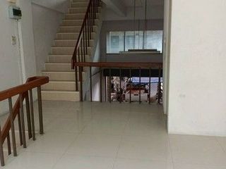 Local comercial en venta de 4 habitaciones en Hat Yai, Songkhla
