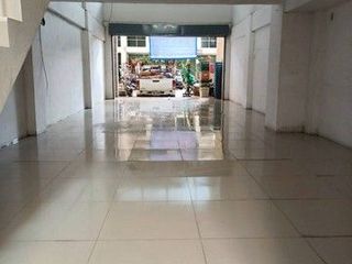 Local comercial en venta de 4 habitaciones en Hat Yai, Songkhla