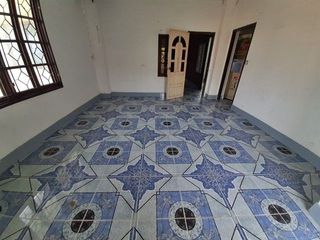 Haus zum Kauf mit 1 Zimmer in Mueang Suphanburi, Suphan Buri