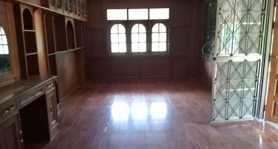 Haus zum Kauf mit 1 Zimmer in Mueang Saraburi, Saraburi