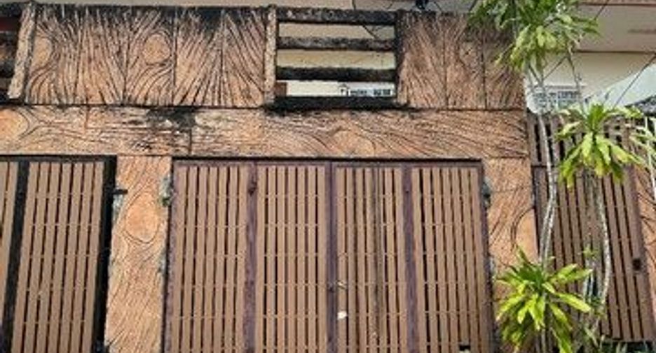 For sale 1 bed townhouse in Hat Yai, Songkhla