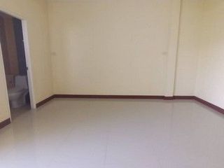 Casa adosada en venta de 2 habitaciones en Hat Yai, Songkhla