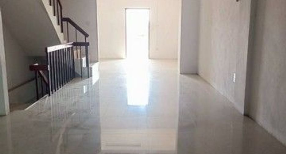 For sale 2 bedrooms retail Space in Hat Yai, Songkhla