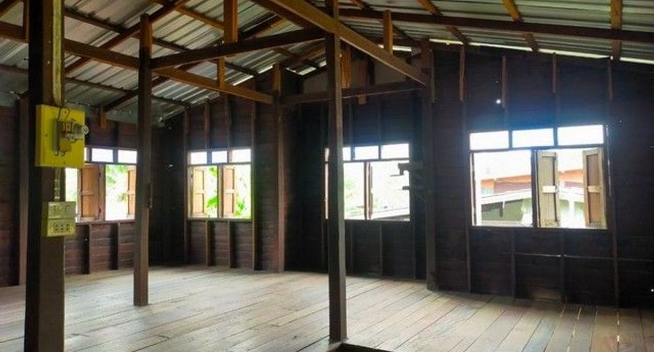 Casa en venta de 1 habitaciones en Sanom, Surin