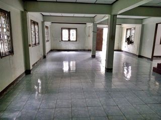 Продажа 1 кровать дом в Khok Samrong, Lopburi
