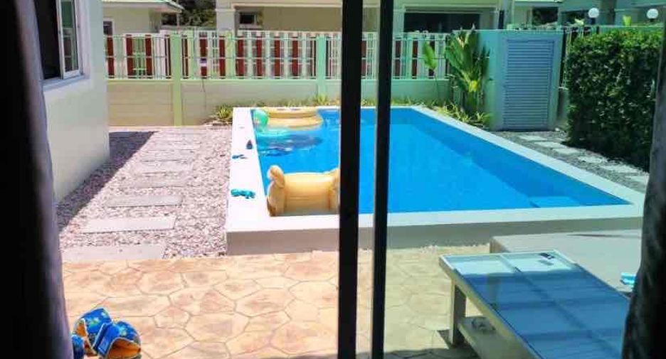 For rent 4 bedrooms villa in Bang Lamung, Chonburi