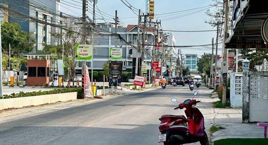 À vendre terrain à Mueang Chon Buri, Chonburi
