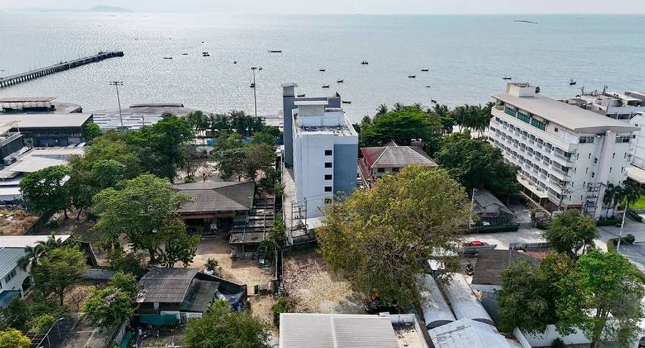 À vendre terrain à Mueang Chon Buri, Chonburi