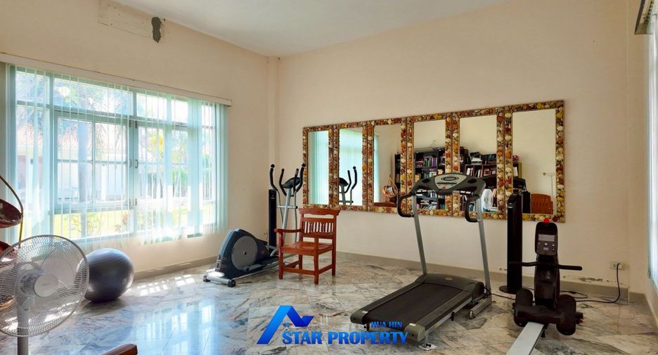 Villa zum Kauf mit 4 Zimmer in Cha Am, Phetchaburi