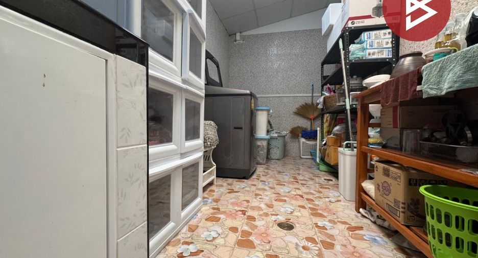 For sale 3 bedrooms townhouse in Bang Bo, Samut Prakan