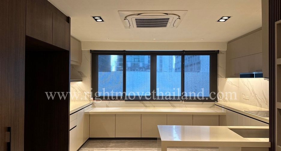 For rent and for sale 3 bedrooms condo in Khlong Toei, Bangkok